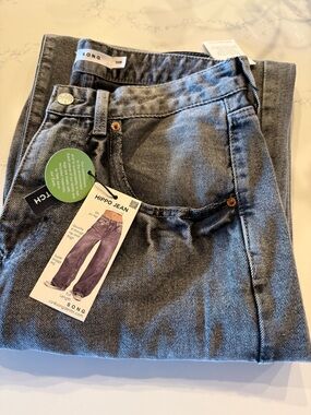 S.O.N.G Hippo Jean - Washed Black Denim